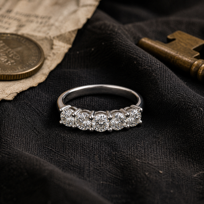 Valeria Ring