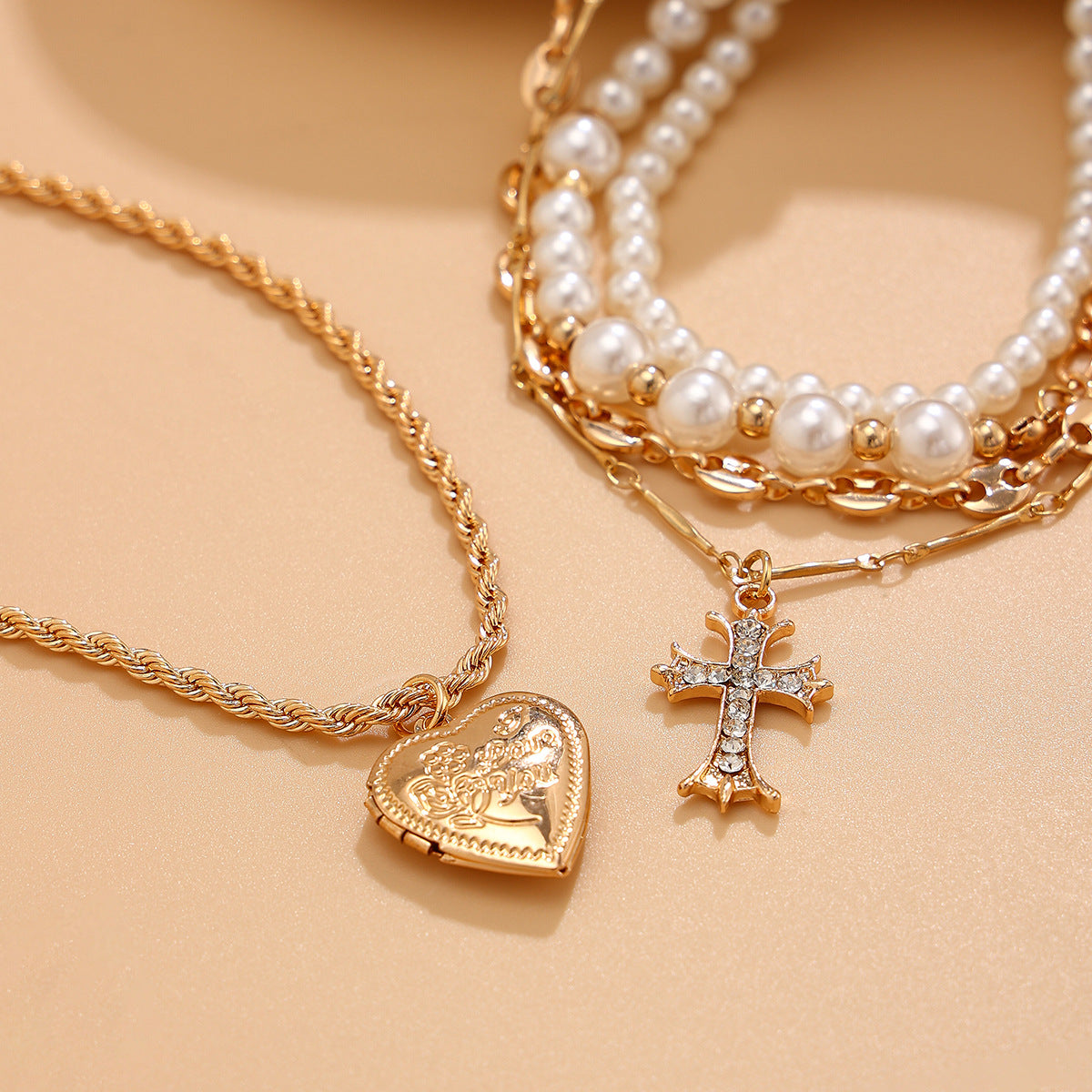 Hidden Glow Necklace